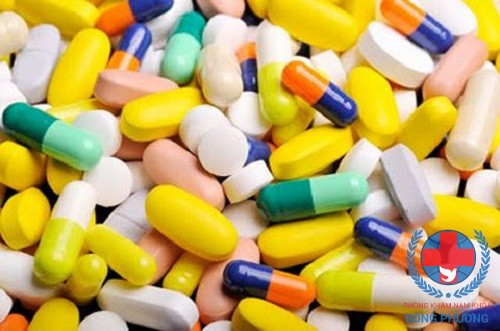 Có nhiều phác đồ kháng sinh trị viêm niệu đạo